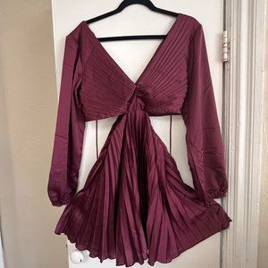 New! Abercrombie Giselle Pleated Cutout Mini Dress